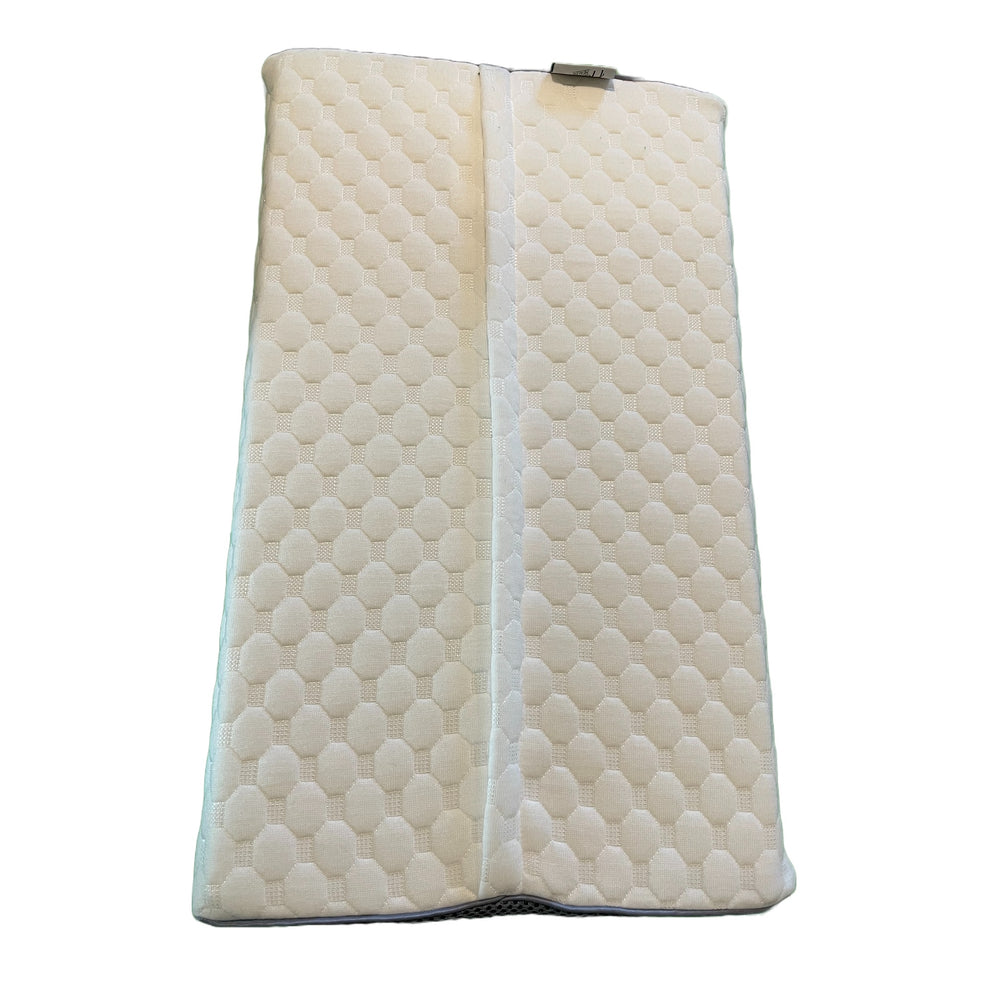 Zip Cover Memory Foam Wave Pillow