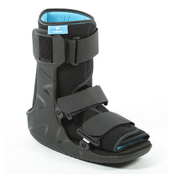 Short Orthopedic Boot
